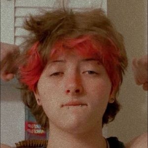 Meet your Posher, Macie